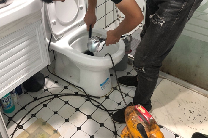 庆元马桶经常堵塞竟是因为它们,别因方便惹来大麻烦